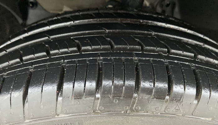 2021 Renault Duster RXZ 1.3 TURBO MT, Petrol, Manual, 7,353 km, Left Front Tyre Tread