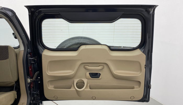 2016 Mahindra TUV300 T8, Diesel, Manual, 58,143 km, Boot Door Open