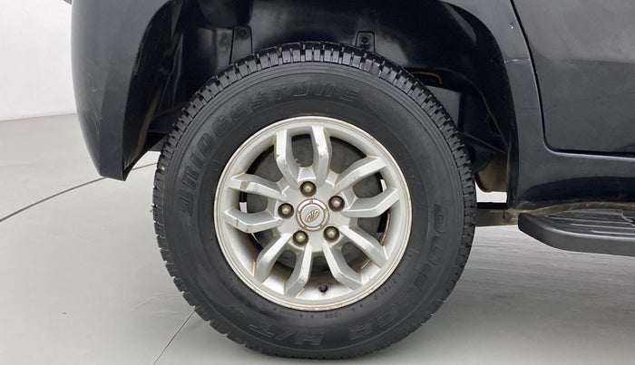 2016 Mahindra TUV300 T8, Diesel, Manual, 58,143 km, Right Rear Wheel