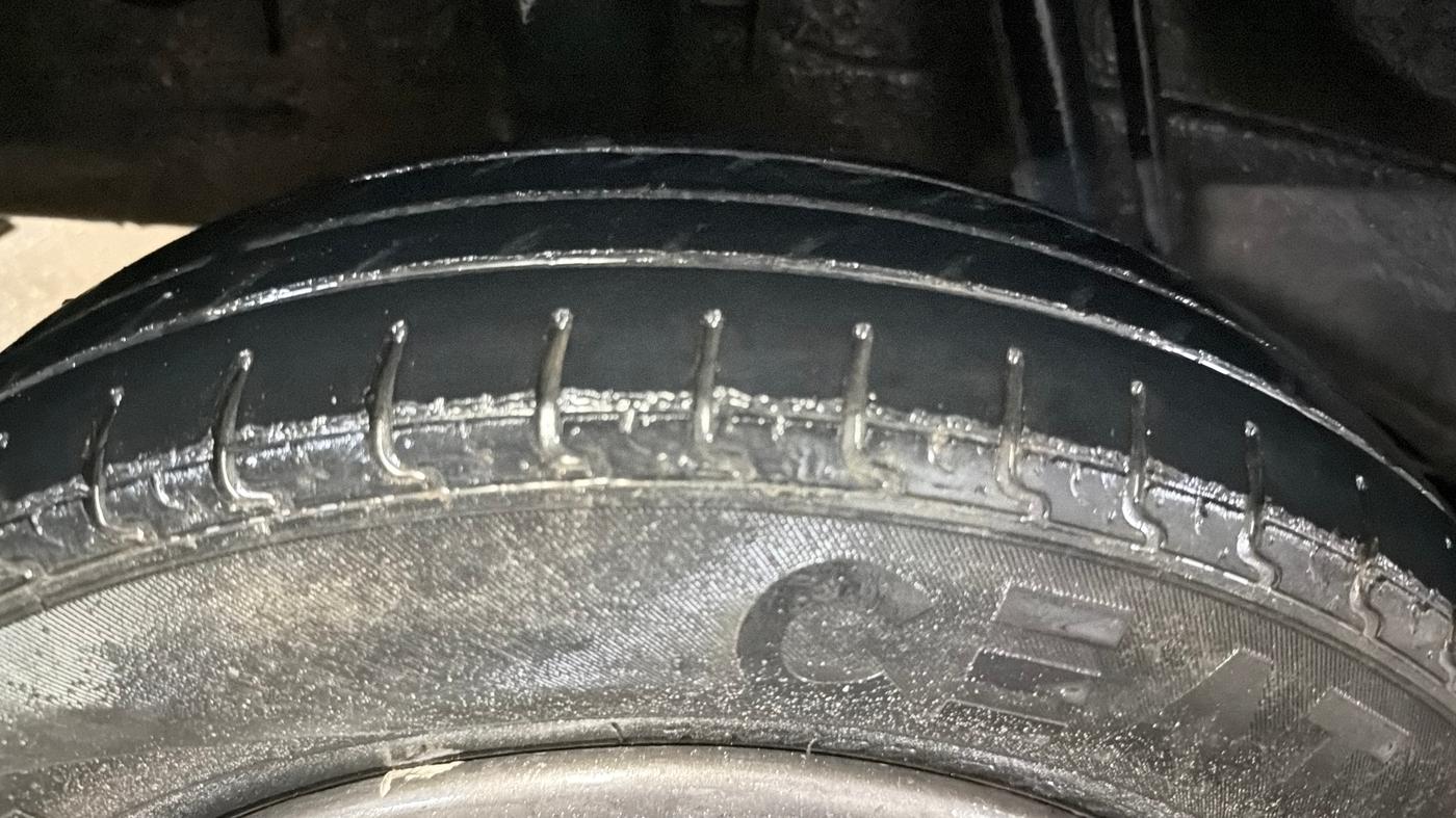 2018 Renault Kwid RXT 1.0 (O), Petrol, Manual, 49,255 km, Right Rear Tyre Tread