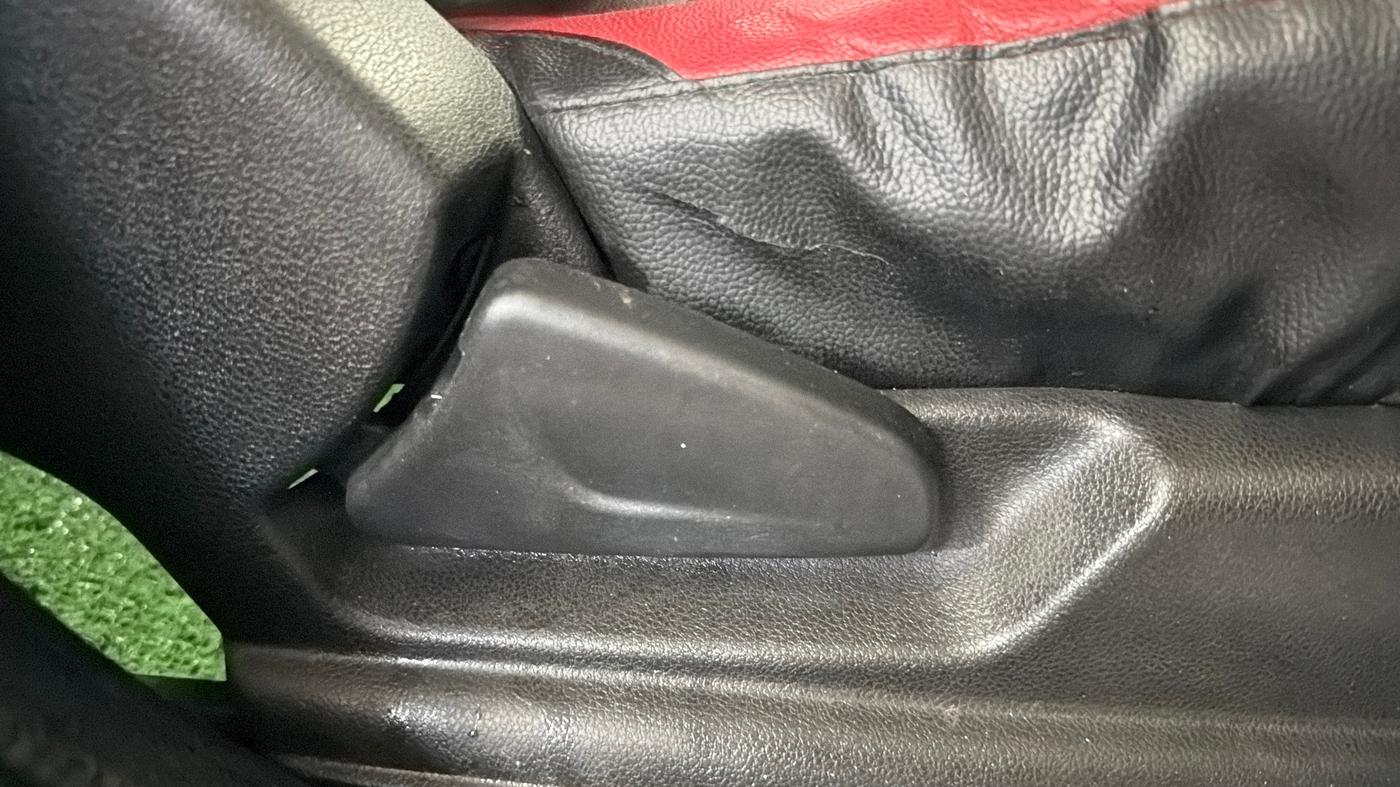 2018 Renault Kwid RXT 1.0 (O), Petrol, Manual, 49,255 km, Driver Side Adjustment Panel