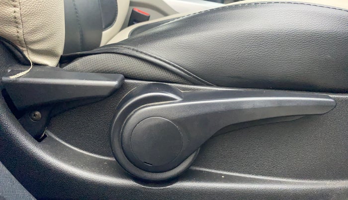 2018 Tata NEXON XZ PLUS PETROL, Petrol, Manual, 55,652 km, Driver Side Adjustment Panel