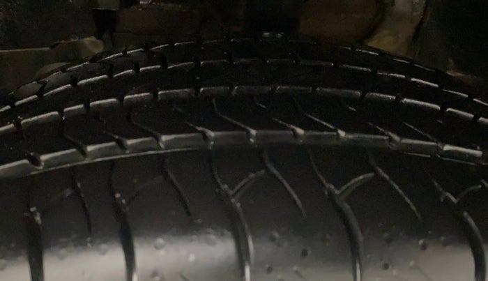 2018 Tata NEXON XZ PLUS PETROL, Petrol, Manual, 55,652 km, Left Front Tyre Tread