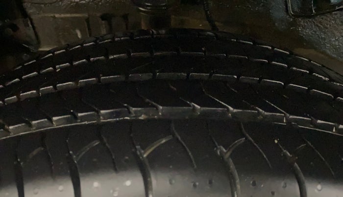 2018 Tata NEXON XZ PLUS PETROL, Petrol, Manual, 55,652 km, Right Rear Tyre Tread