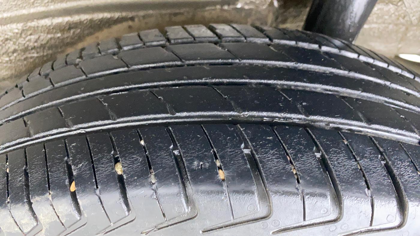 2020 Maruti New Wagon-R LXI CNG 1.0 L, CNG, Manual, 39,003 km, Left Rear Tyre Tread