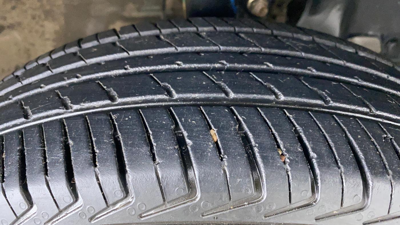 2020 Maruti New Wagon-R LXI CNG 1.0 L, CNG, Manual, 39,003 km, Right Front Tyre Tread