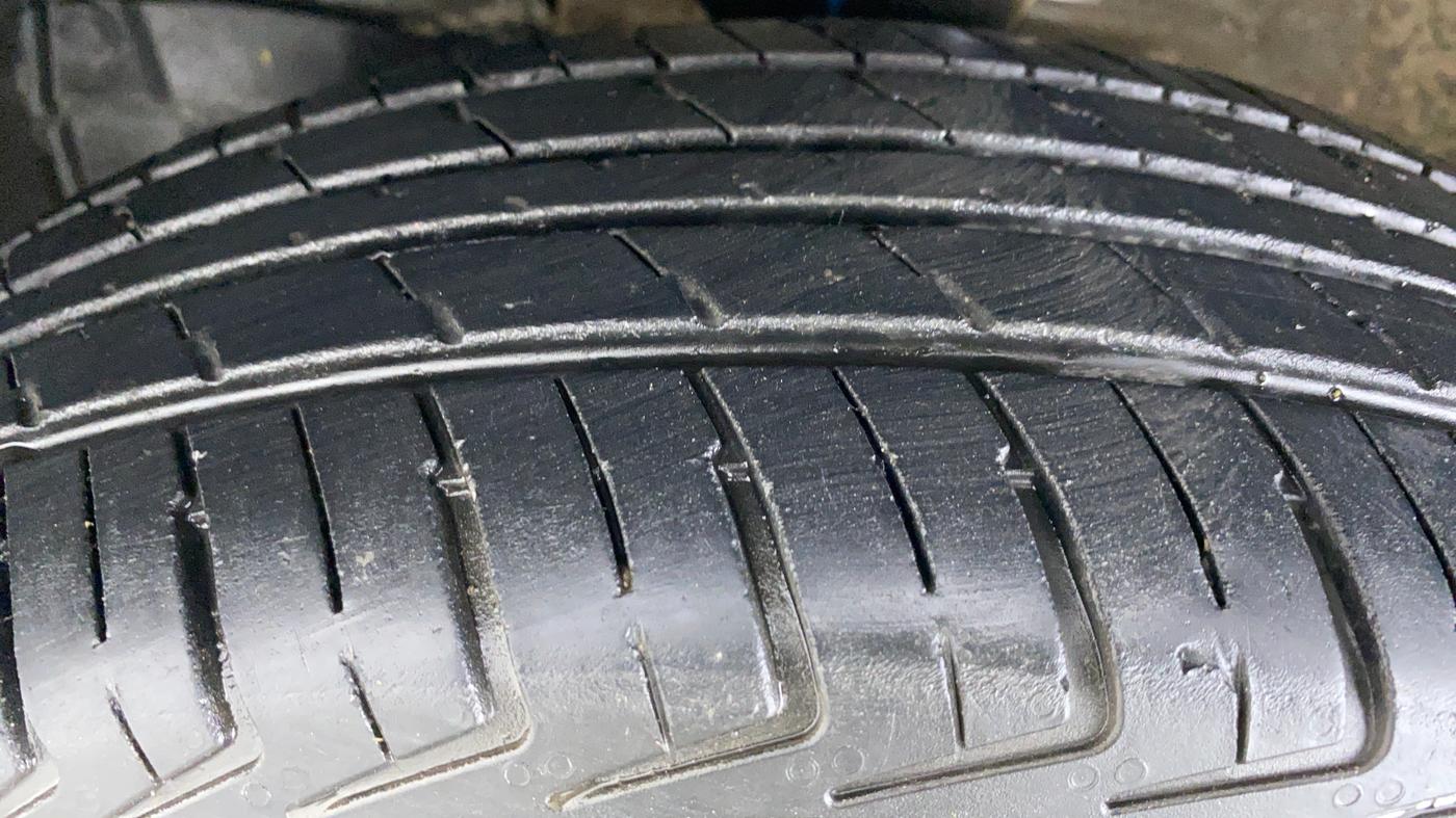 2020 Maruti New Wagon-R LXI CNG 1.0 L, CNG, Manual, 39,003 km, Left Front Tyre Tread
