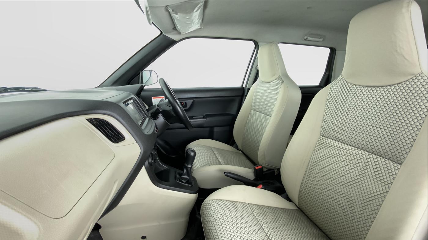 2020 Maruti New Wagon-R LXI CNG 1.0 L, CNG, Manual, 39,003 km, Right Side Front Door Cabin
