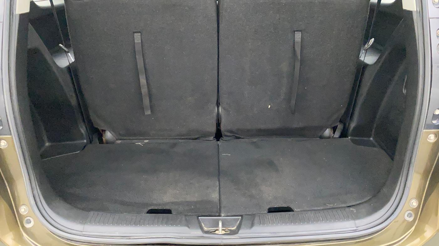 2019 Maruti XL6 ALPHA AT, Petrol, Automatic, 41,821 km, Boot Inside