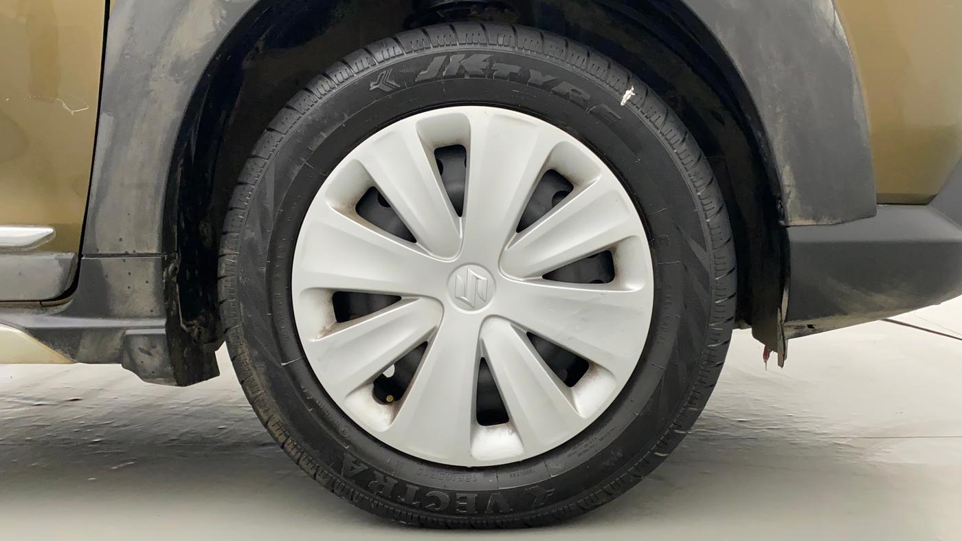 2019 Maruti XL6 ALPHA AT, Petrol, Automatic, 41,821 km, Right Front Wheel