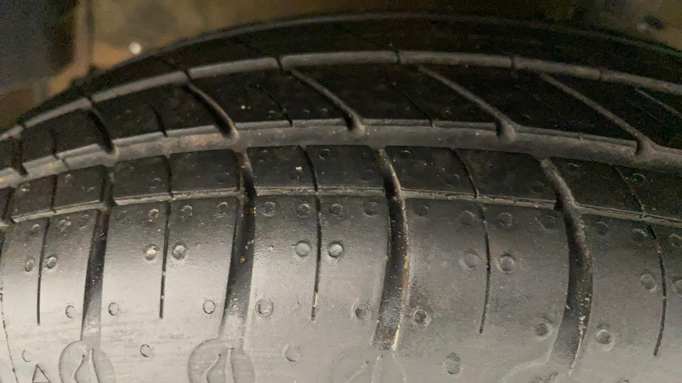 2016 Maruti Celerio VXI, Petrol, Manual, 77,370 km, Left Front Tyre Tread