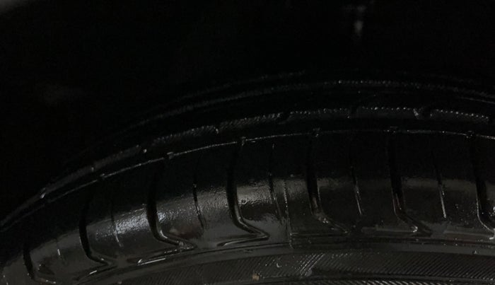 2019 Hyundai Grand i10 SPORTZ 1.2 KAPPA VTVT, Petrol, Manual, 61,267 km, Right Front Tyre Tread