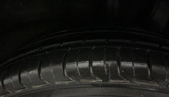 2019 Hyundai Grand i10 SPORTZ 1.2 KAPPA VTVT, Petrol, Manual, 61,267 km, Left Rear Tyre Tread