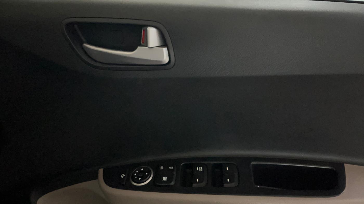 2019 Hyundai Grand i10 SPORTZ 1.2 KAPPA VTVT, Petrol, Manual, 61,367 km, Driver Side Door Panels Control