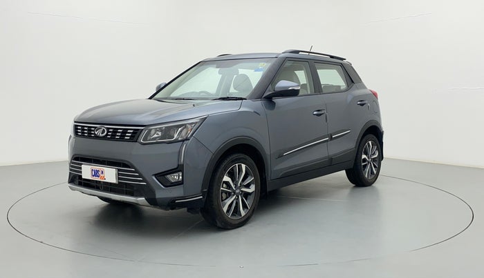 2021 Mahindra XUV300 1.2 W8 OPT, Petrol, Manual, 9,320 km, Left Front Diagonal