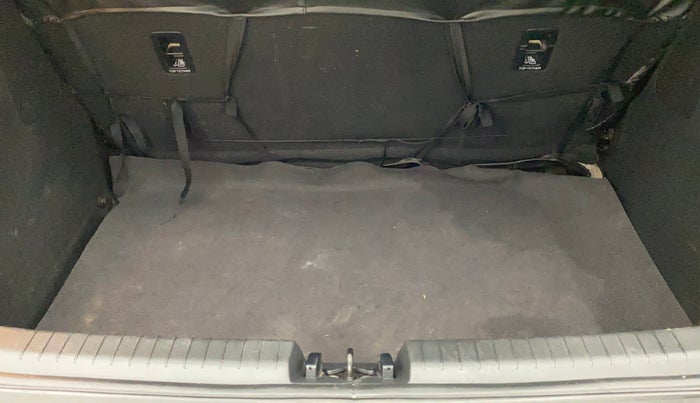 2018 Hyundai Elite i20 ASTA 1.2 (O), Petrol, Manual, 35,602 km, Boot Inside