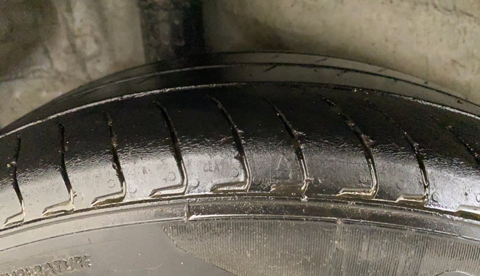 2016 Honda City 1.5L I-VTEC V MT, Petrol, Manual, 96,434 km, Right Rear Tyre Tread