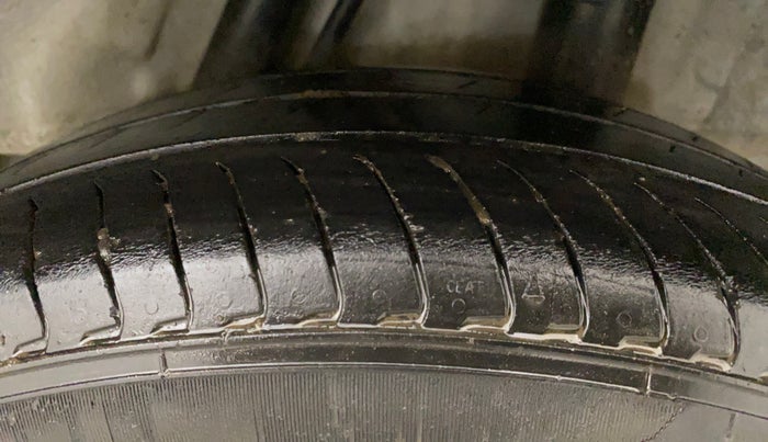 2016 Honda City 1.5L I-VTEC V MT, Petrol, Manual, 96,434 km, Left Rear Tyre Tread