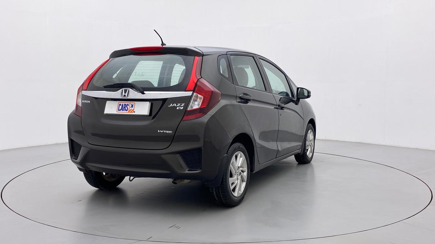 2017 Honda Jazz 1.2 V AT, Petrol, Automatic, 20,745 km, Right Back Diagonal