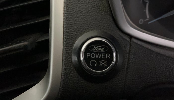 2014 Ford Ecosport TITANIUM 1.0L ECOBOOST, Petrol, Manual, 1,42,995 km, Keyless Start/ Stop Button