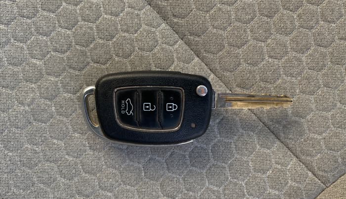 2021 Hyundai GRAND I10 NIOS MAGNA 1.2 KAPPA VTVT, Petrol, Manual, 35,843 km, Key Close Up