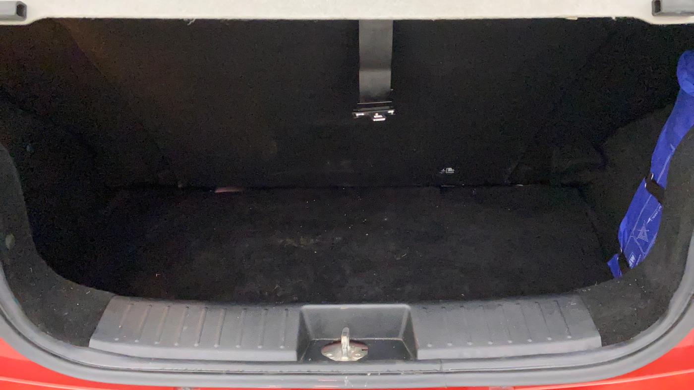2018 Mahindra KUV 100 NXT K8 P 6 STR, Petrol, Manual, 9,342 km, Boot Inside