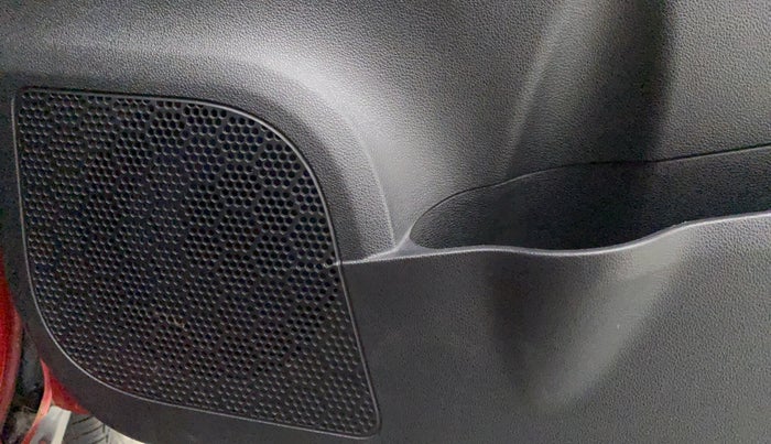 2018 Mahindra KUV 100 NXT K8 P 6 STR, Petrol, Manual, 9,342 km, Speaker