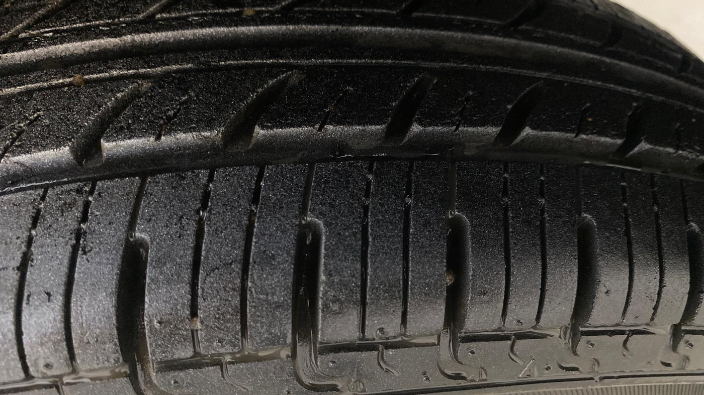2019 Datsun Redi Go S 1.0, Petrol, Manual, 23,169 km, Left Rear Tyre Tread