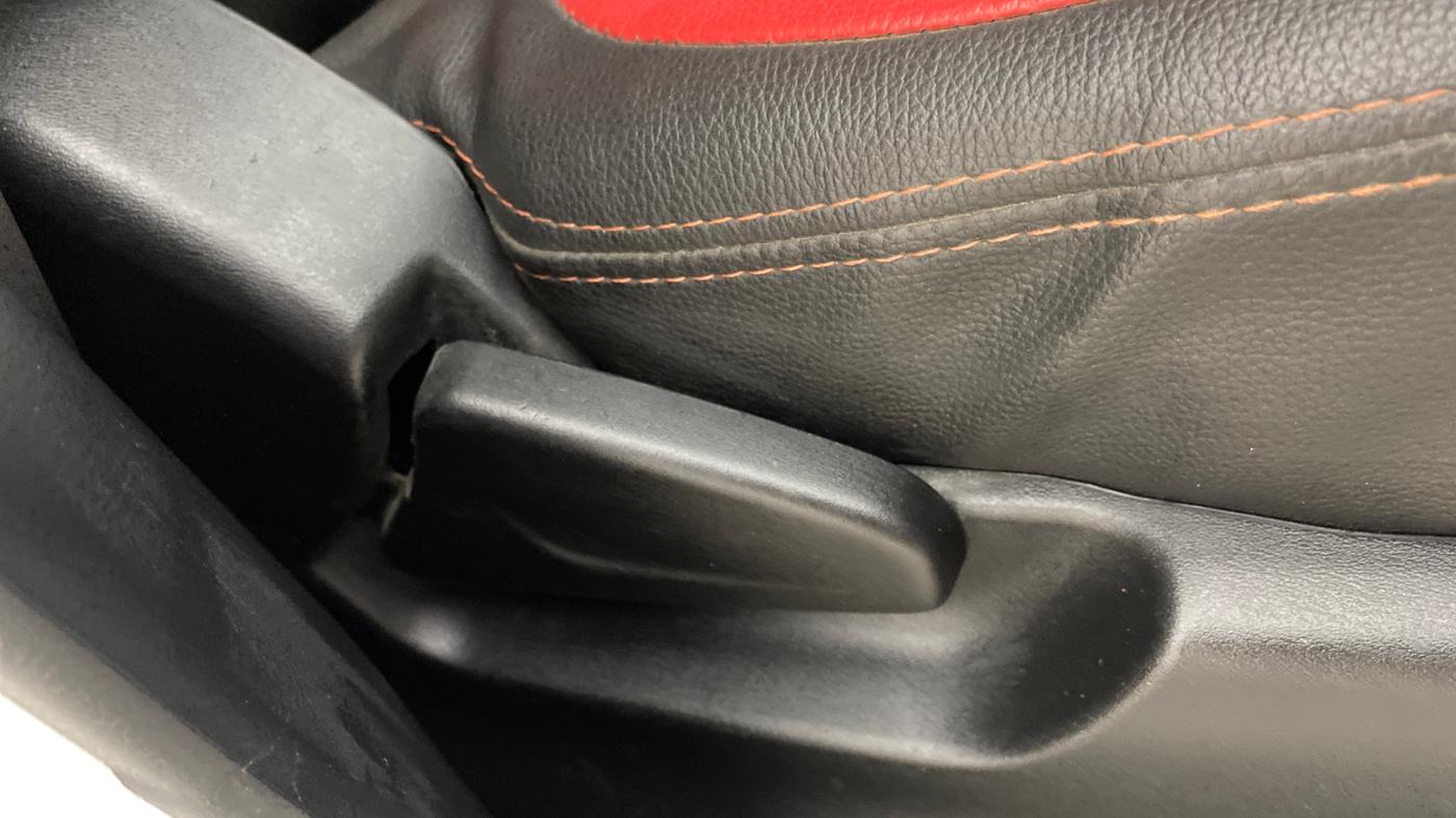 2019 Datsun Redi Go S 1.0, Petrol, Manual, 23,169 km, Driver Side Adjustment Panel