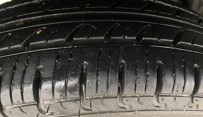 2019 Datsun Redi Go S 1.0, Petrol, Manual, 23,178 km, Right Rear Tyre Tread