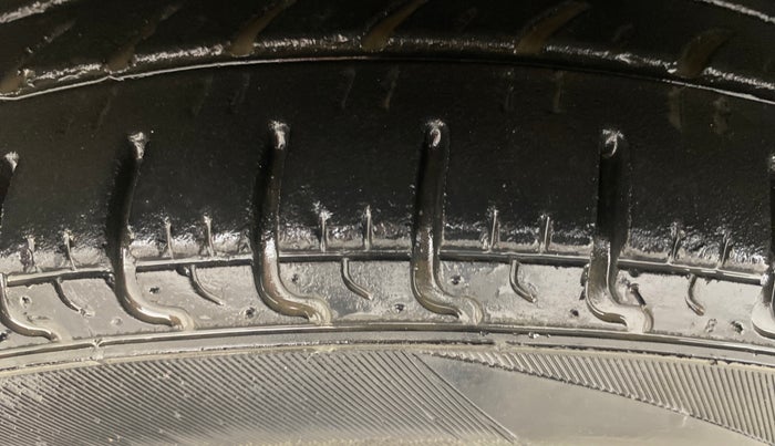 2019 Datsun Redi Go S 1.0, Petrol, Manual, 23,178 km, Left Front Tyre Tread