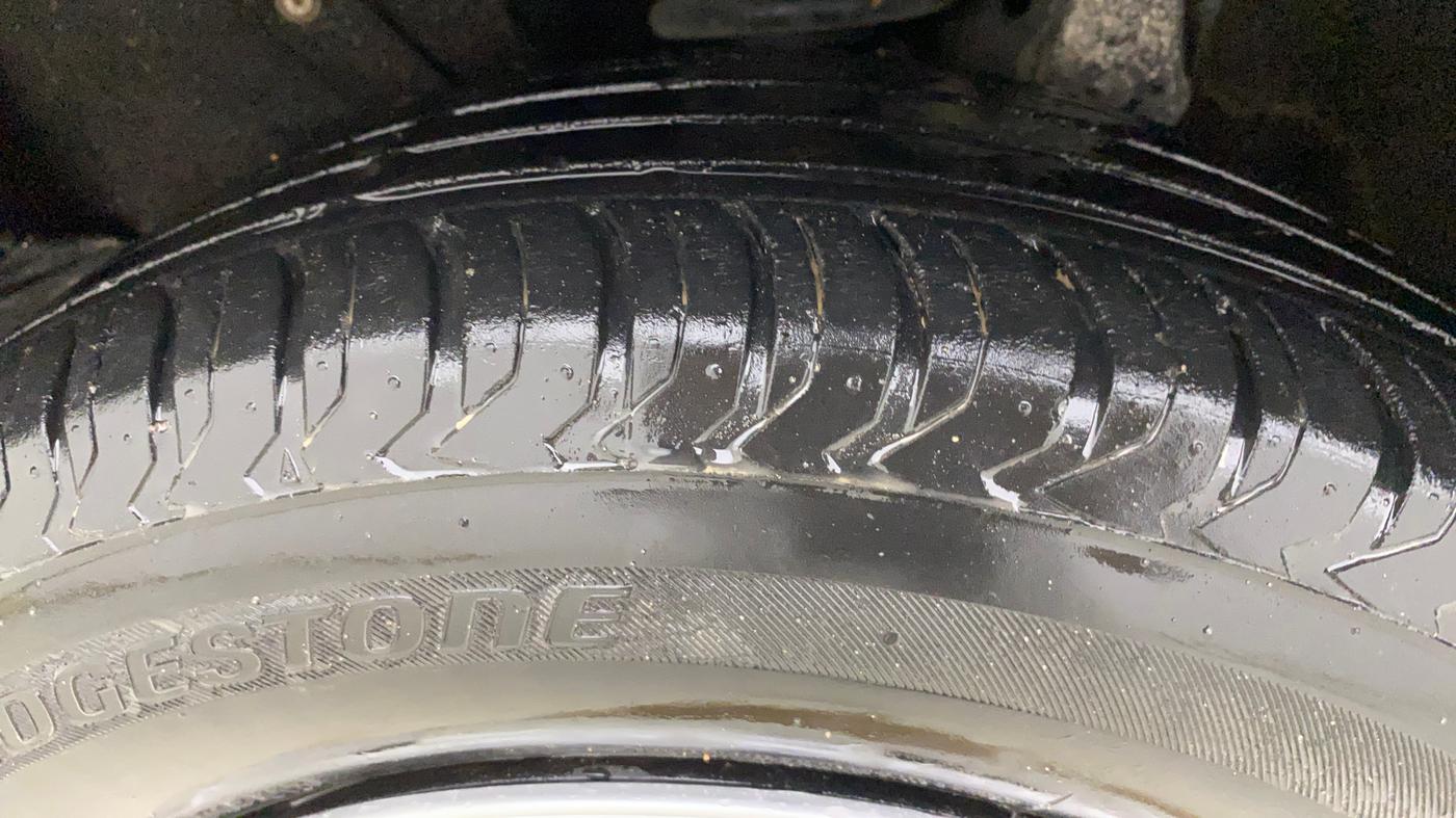 2019 Mahindra MARAZZO M4 8 STR, Diesel, Manual, 1,11,700 km, Left Front Tyre Tread