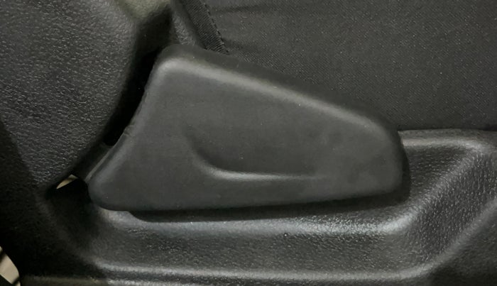2018 Renault Kwid RXT 1.0 AMT (O), Petrol, Automatic, 19,064 km, Driver Side Adjustment Panel