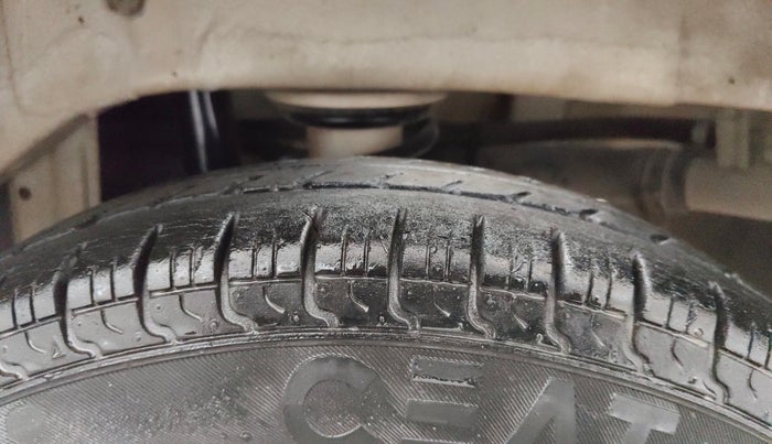 2018 Maruti Alto 800 LXI O, Petrol, Manual, 38,451 km, Left Rear Tyre Tread