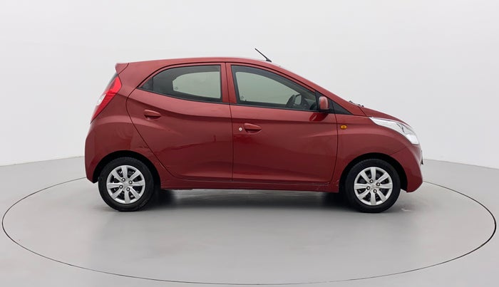 2011 Hyundai Eon SPORTZ, Petrol, Manual, 34,075 km, Right Side View