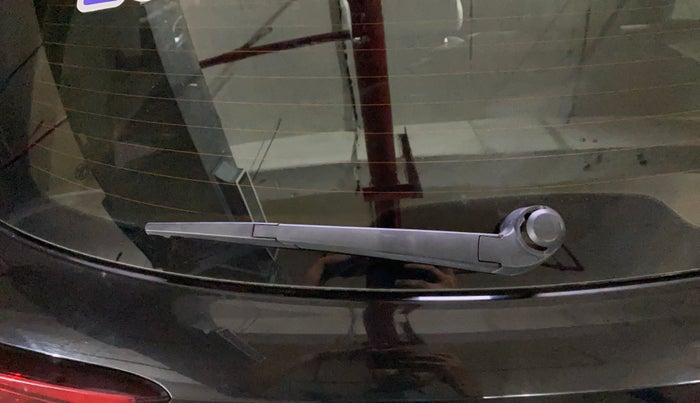 2022 MG ASTOR SAVVY 1.5 CVT S RED, Petrol, Automatic, 13,675 km, Rear Wiper