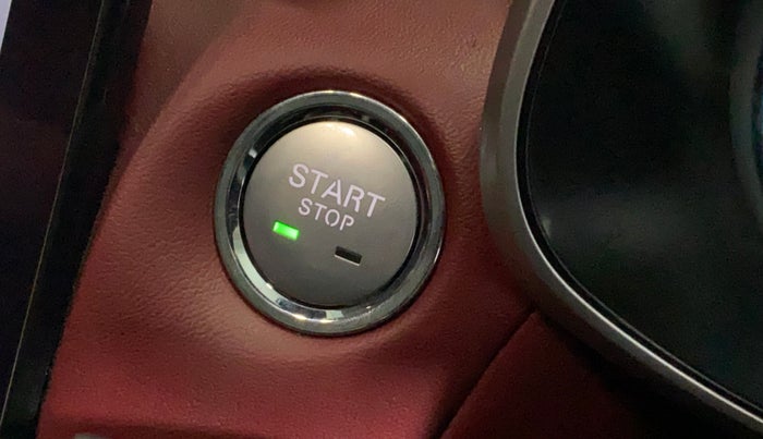 2022 MG ASTOR SAVVY 1.5 CVT S RED, Petrol, Automatic, 13,675 km, Keyless Start/ Stop Button