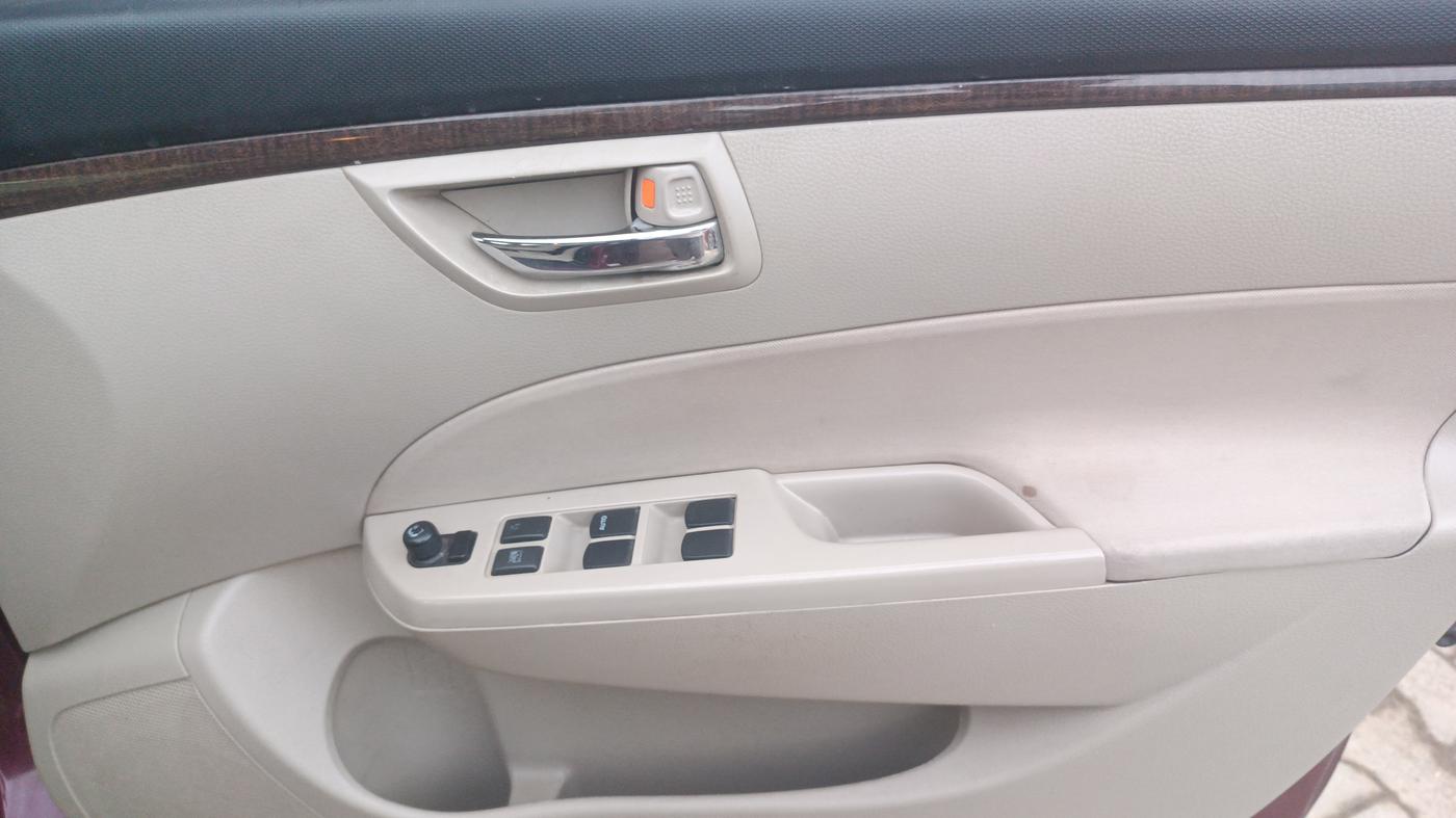 2016 Maruti Swift Dzire ZXI, Petrol, Manual, 57,081 km, Driver Side Door Panels Control