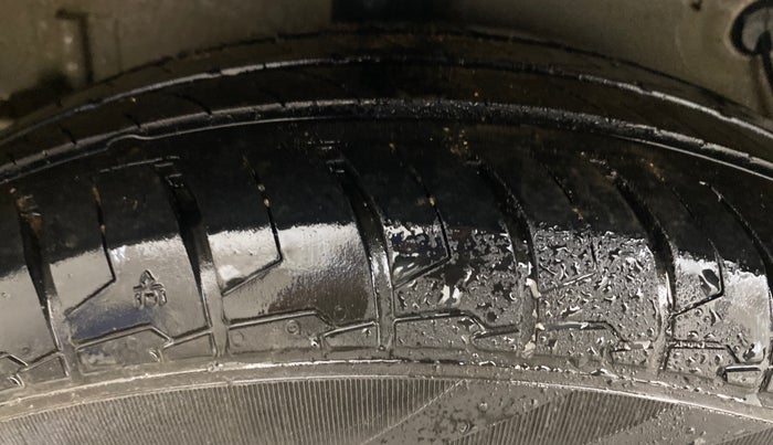2019 Maruti Celerio VXI AMT, Petrol, Automatic, 77,335 km, Right Rear Tyre Tread