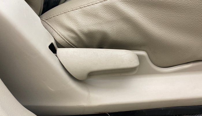 2019 Maruti Celerio VXI AMT, Petrol, Automatic, 77,335 km, Driver Side Adjustment Panel