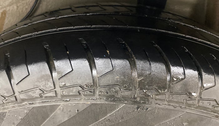 2019 Maruti Celerio VXI AMT, Petrol, Automatic, 77,335 km, Left Rear Tyre Tread