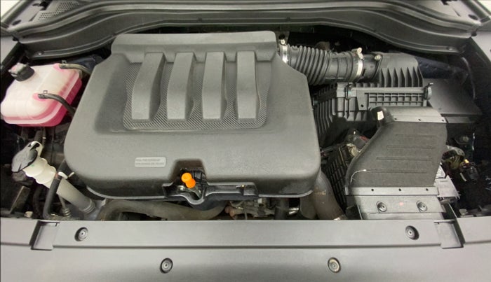 2022 Mahindra XUV700 MX P MT 5 STR, Petrol, Manual, 19,621 km, Open Bonet