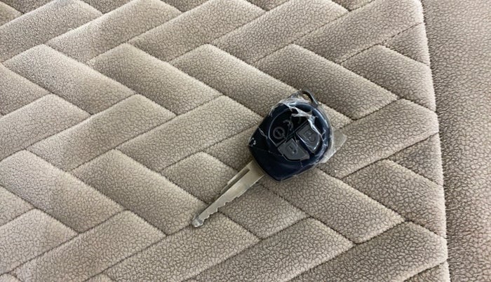 2018 Maruti Dzire VXI, Petrol, Manual, 29,832 km, Key Close Up