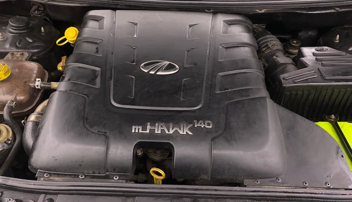 2016 Mahindra XUV500 W10 AWD AT, Diesel, Automatic, 91,250 km, Engine View