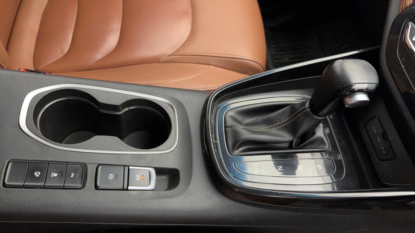 2020 MG HECTOR PLUS Sharp Pro 1.5 Turbo Petrol CVT 6 STR, Petrol, Automatic, 85,004 km, Gear Lever