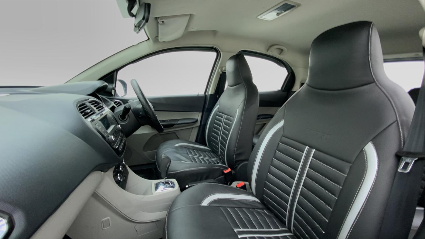 2018 Tata Tiago XZA 1.2 REVOTRON, CNG, Automatic, 33,229 km, Right Side Front Door Cabin
