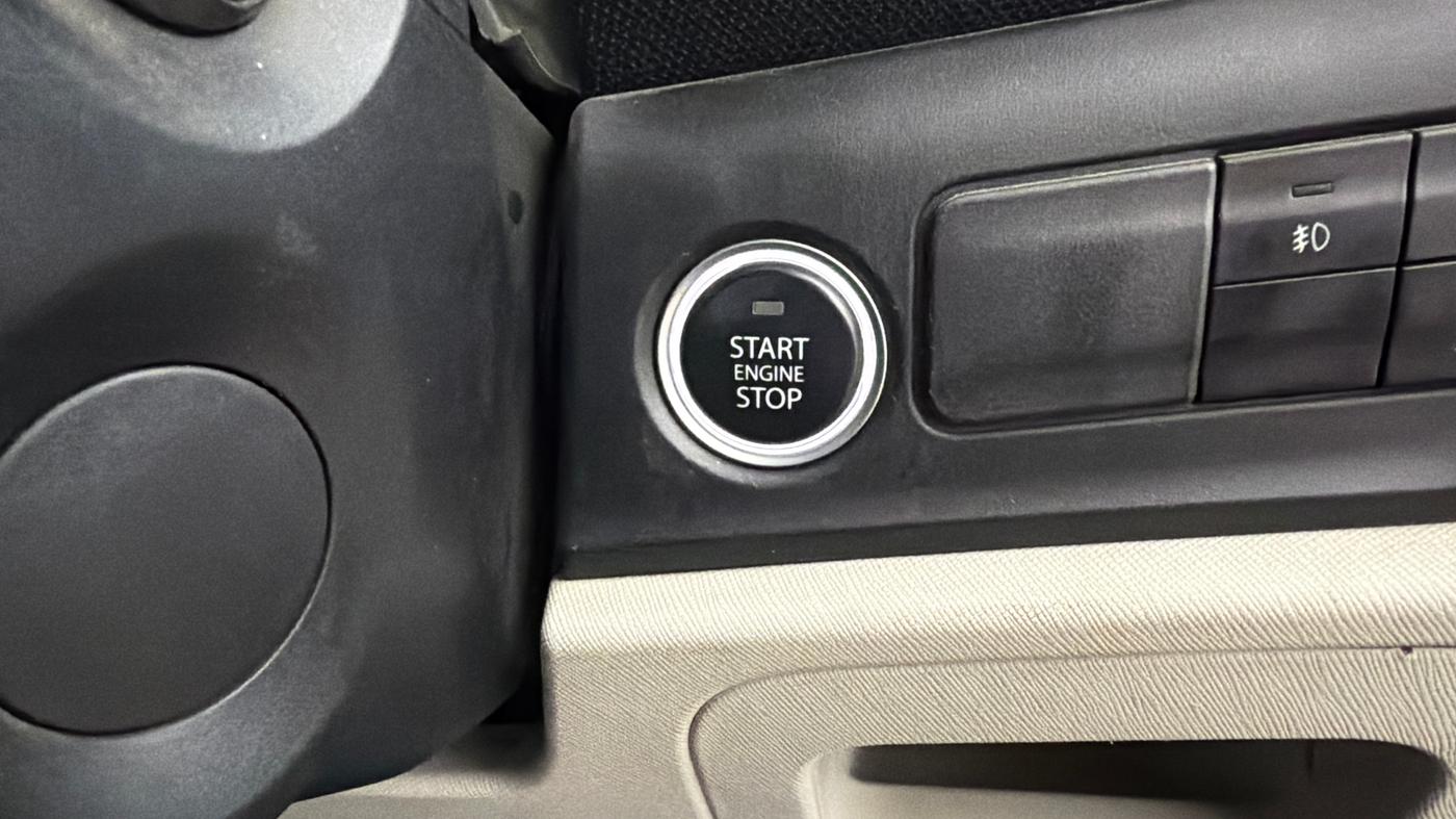 2022 Tata ALTROZ XZ PETROL, Petrol, Manual, 68,741 km, Keyless Start/ Stop Button