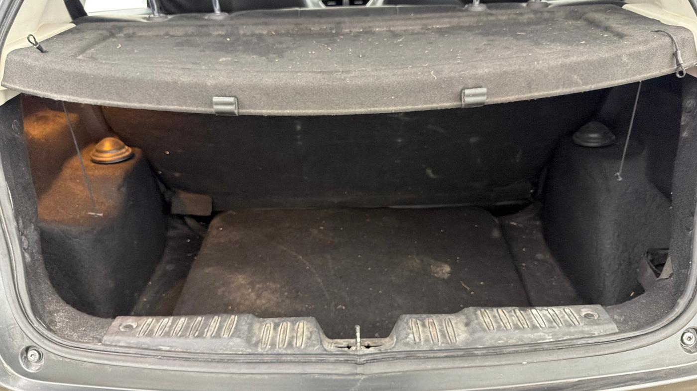 2022 Tata ALTROZ XZ PETROL, Petrol, Manual, 68,741 km, Boot Inside