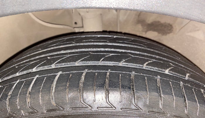 2018 Hyundai Creta E PLUS 1.6 PETROL, Petrol, Manual, 73,509 km, Right Front Tyre Tread