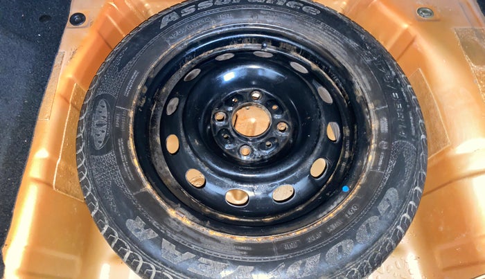 2016 Tata Tiago XT PETROL, Petrol, Manual, 60,689 km, Spare Tyre